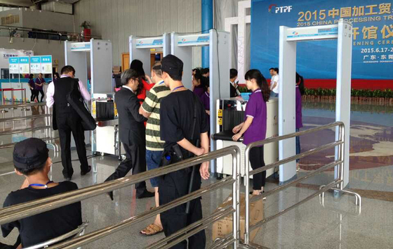 Archway Airport Body Scanners , Pass Through Metal Detector Door 50/60Hz