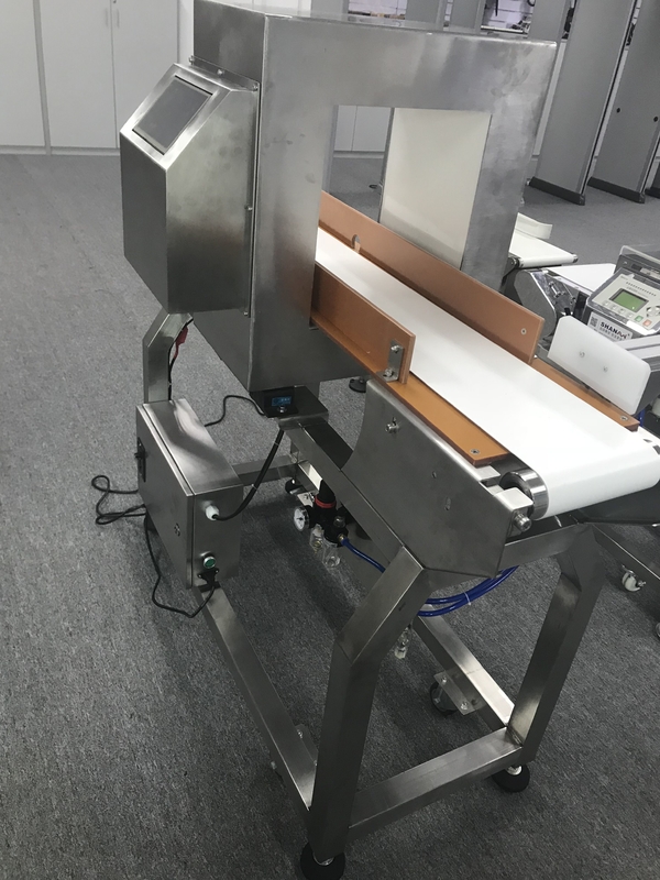 Touch Screen Conveyor Metal Detector Equipment For Intelligent Package / Bulk Food
