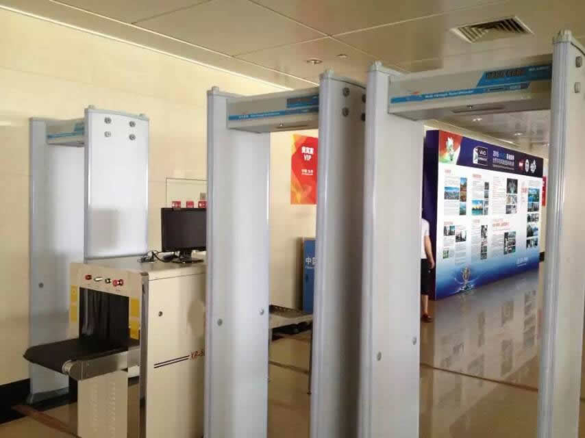 Luggage X Ray Machine / X Ray Baggage Inspection System 0.22 M/S Speed