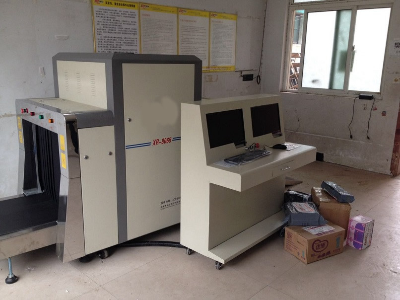 Large Tunnel Size X Ray Luggage Scanner Generate Angle 60 Degree